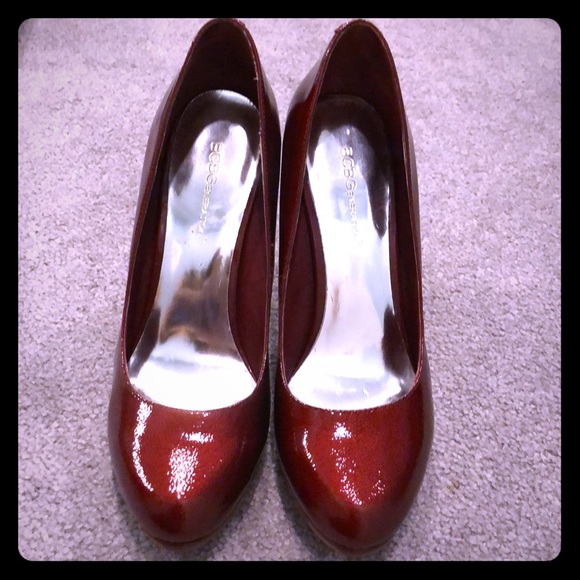 BCBG red heels - Picture 1 of 2